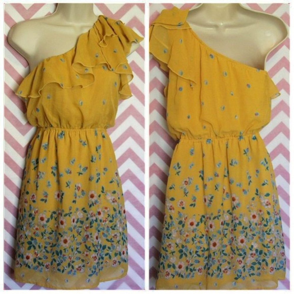 Pretty Yellow Floral One-Shoulder Dress Size S
